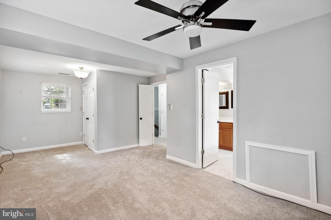 1202 Whitley COURT