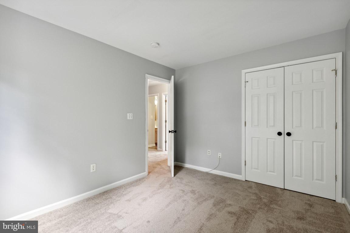 1202 Whitley COURT