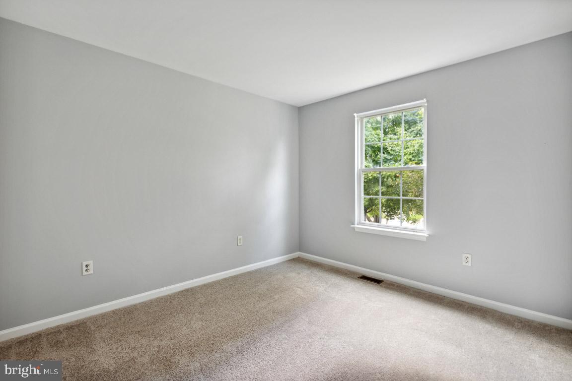 1202 Whitley COURT