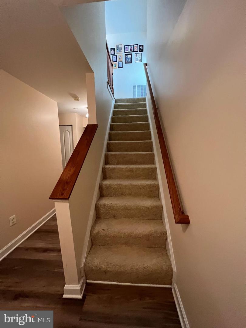 311 Willowglen AVENUE