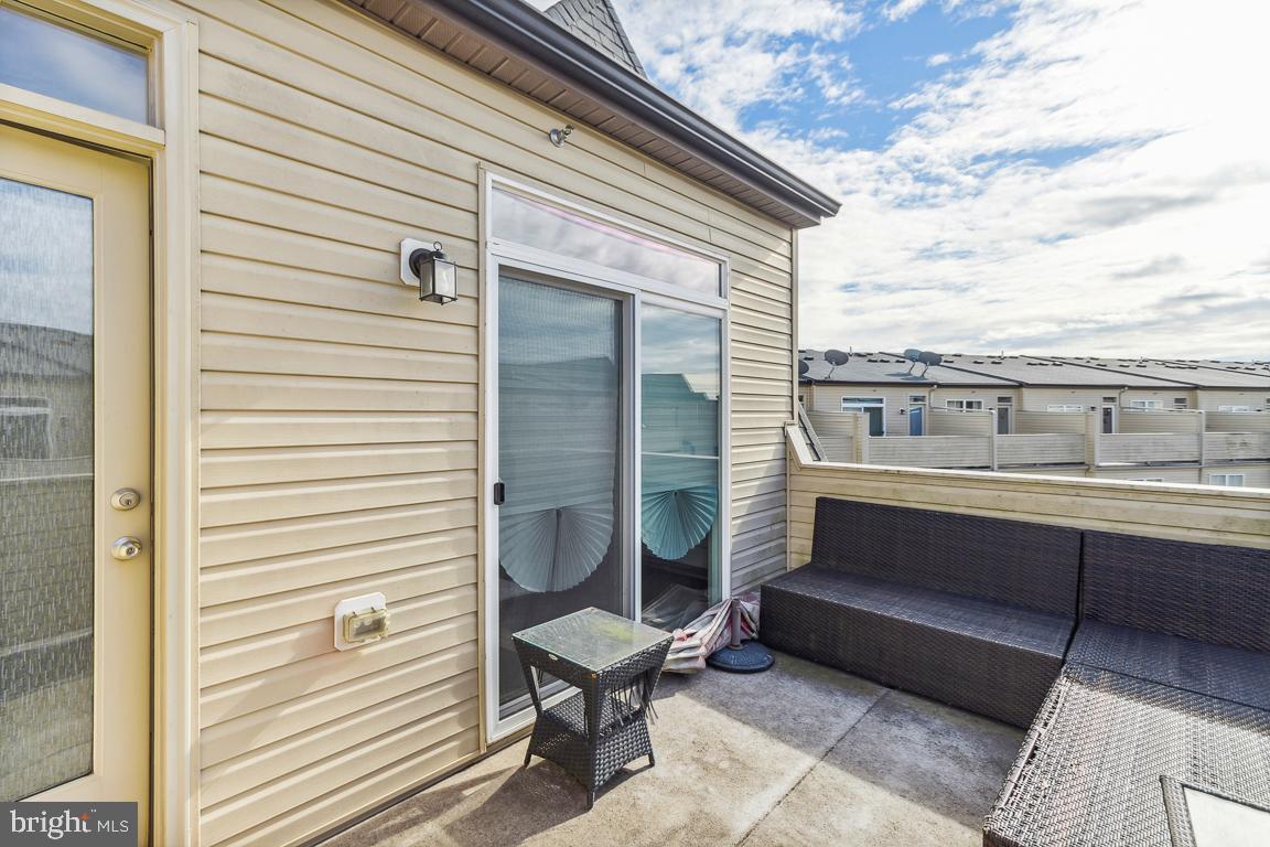 1441 Trafalgar LANE