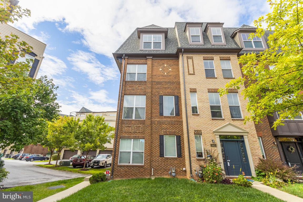 1441 Trafalgar LANE