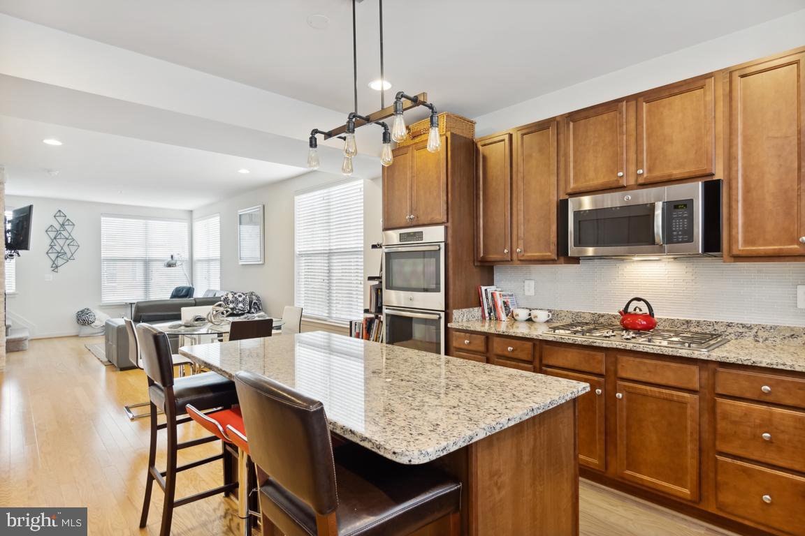 1441 Trafalgar LANE