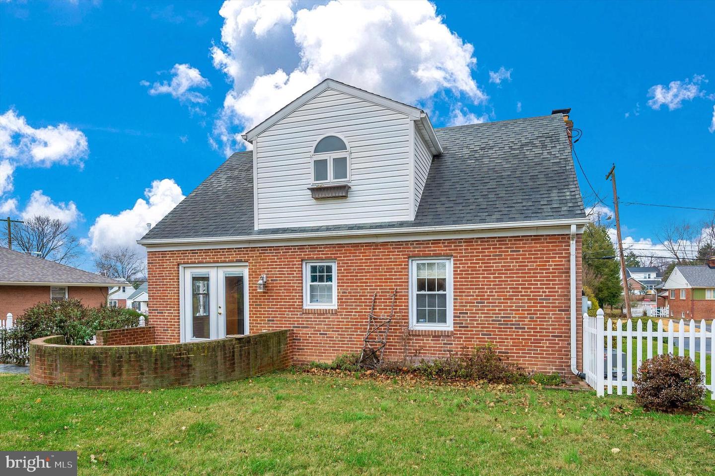 524 Grant PLACE
