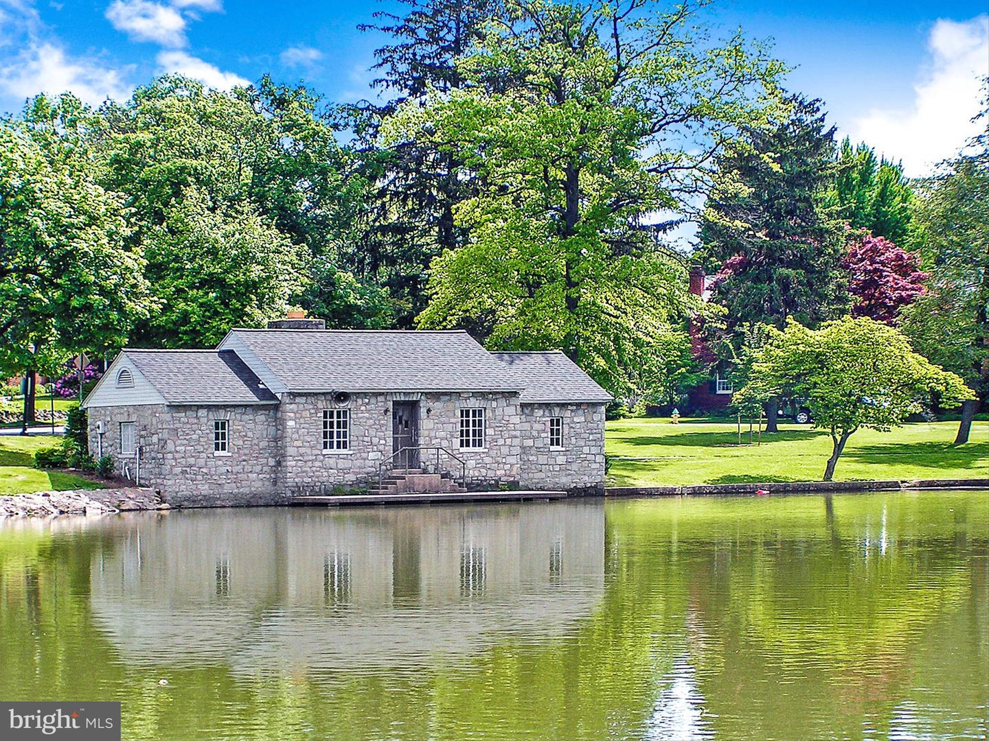 524 Grant PLACE