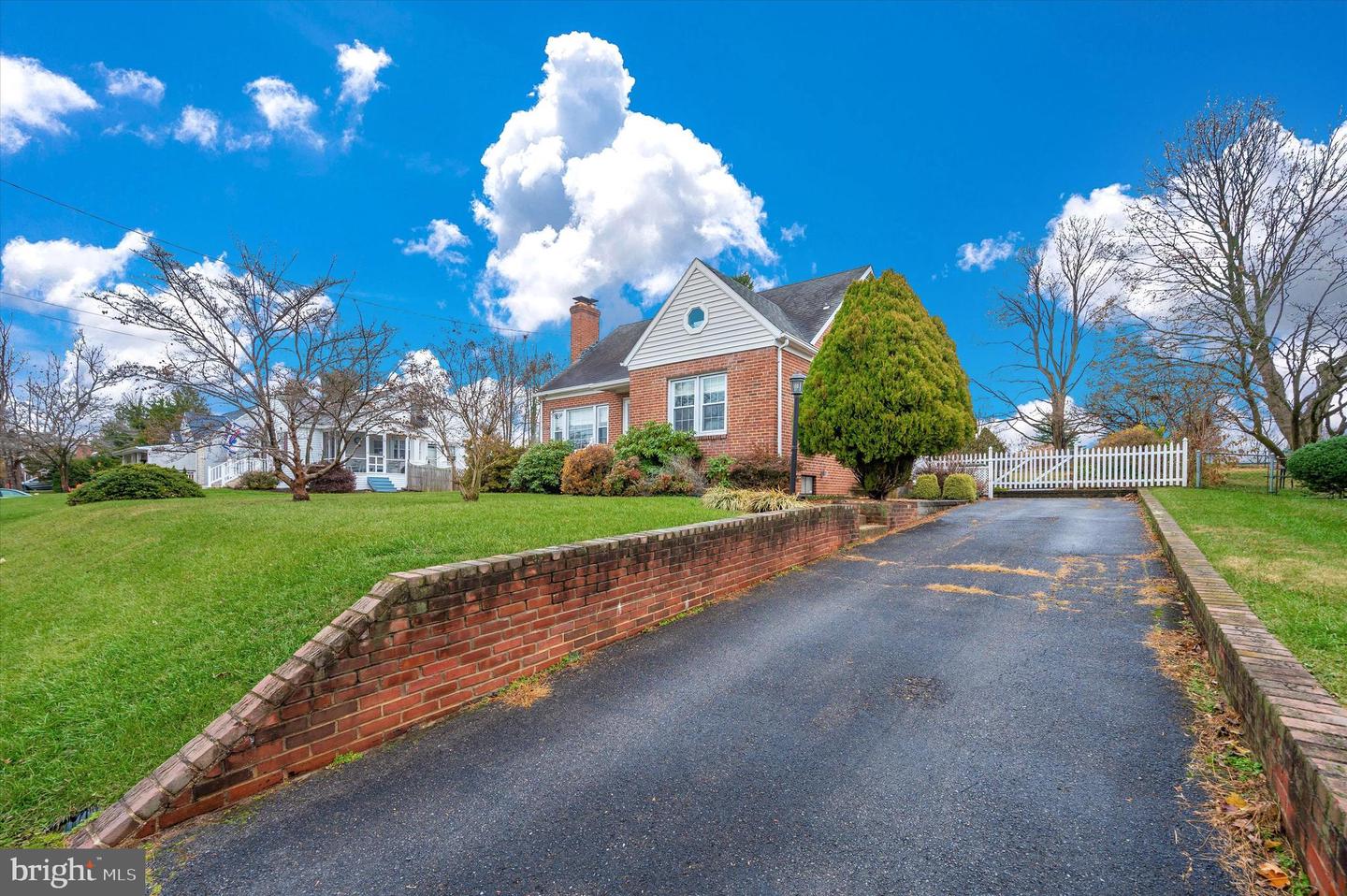 524 Grant PLACE