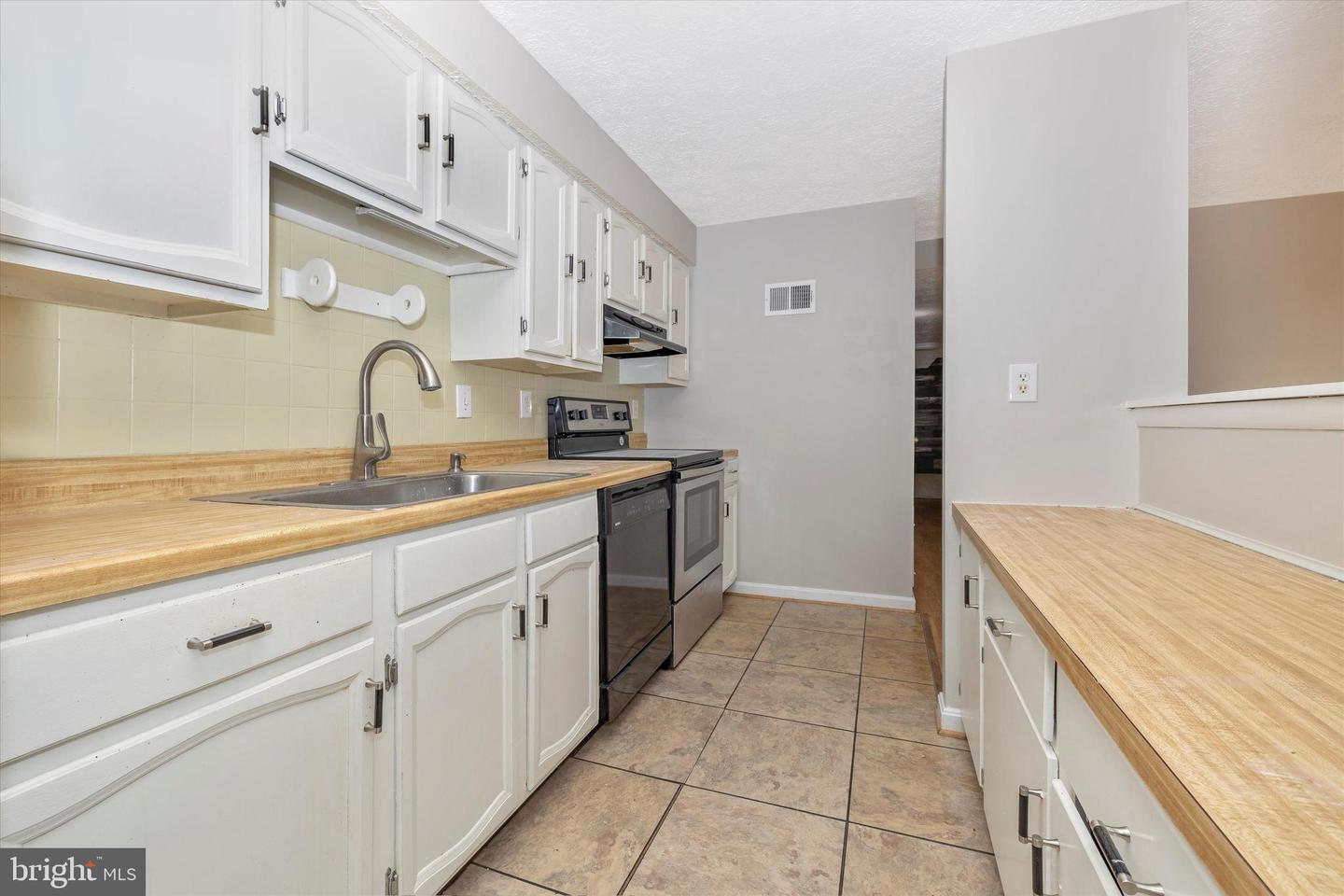 840 Heather Ridge DRIVE Unit: 23K