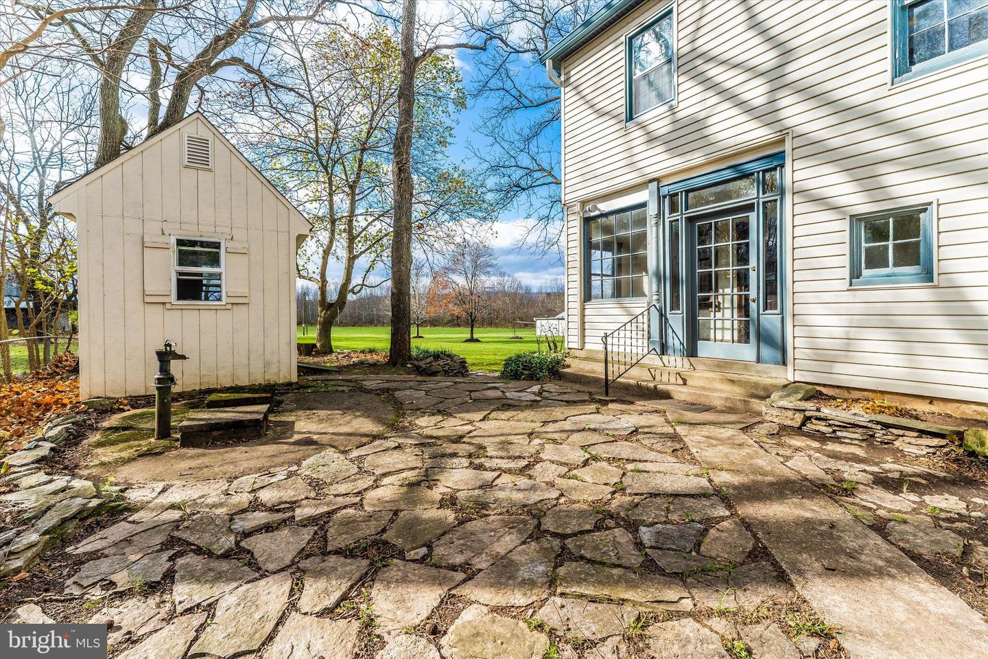 5523 Mountville ROAD