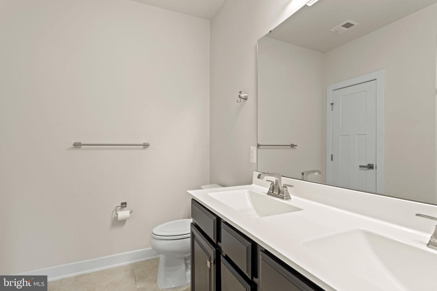 5810 Burin STREET Unit: 102
