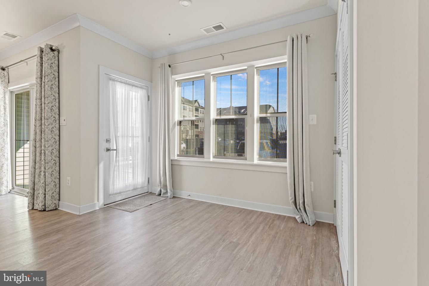5810 Burin STREET Unit: 102