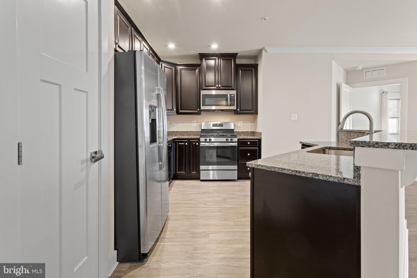 5810 Burin STREET Unit: 102