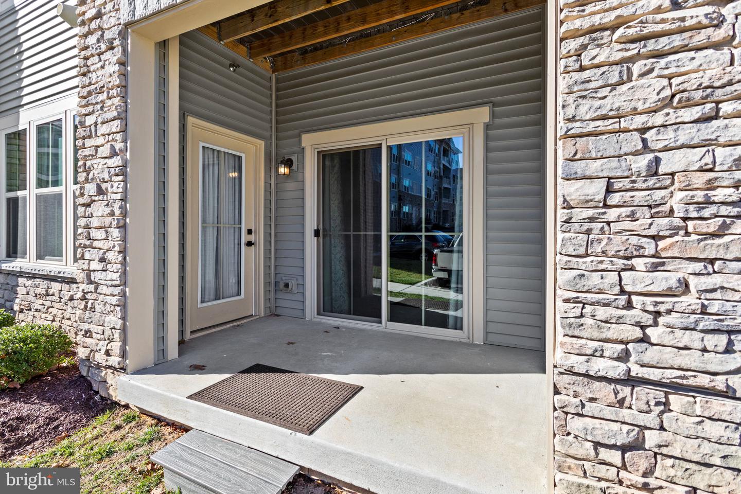 5810 Burin STREET Unit: 102