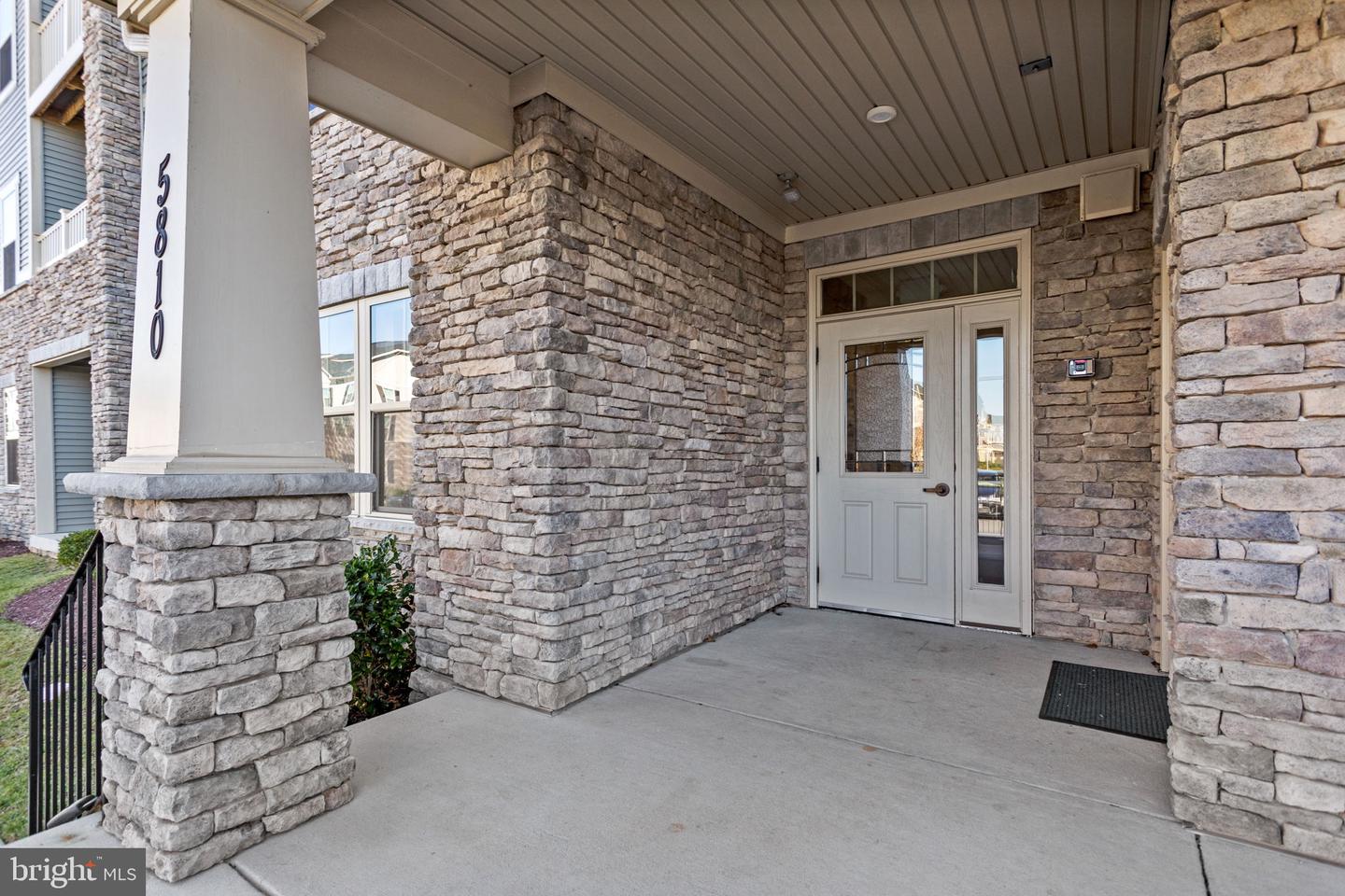 5810 Burin STREET Unit: 102