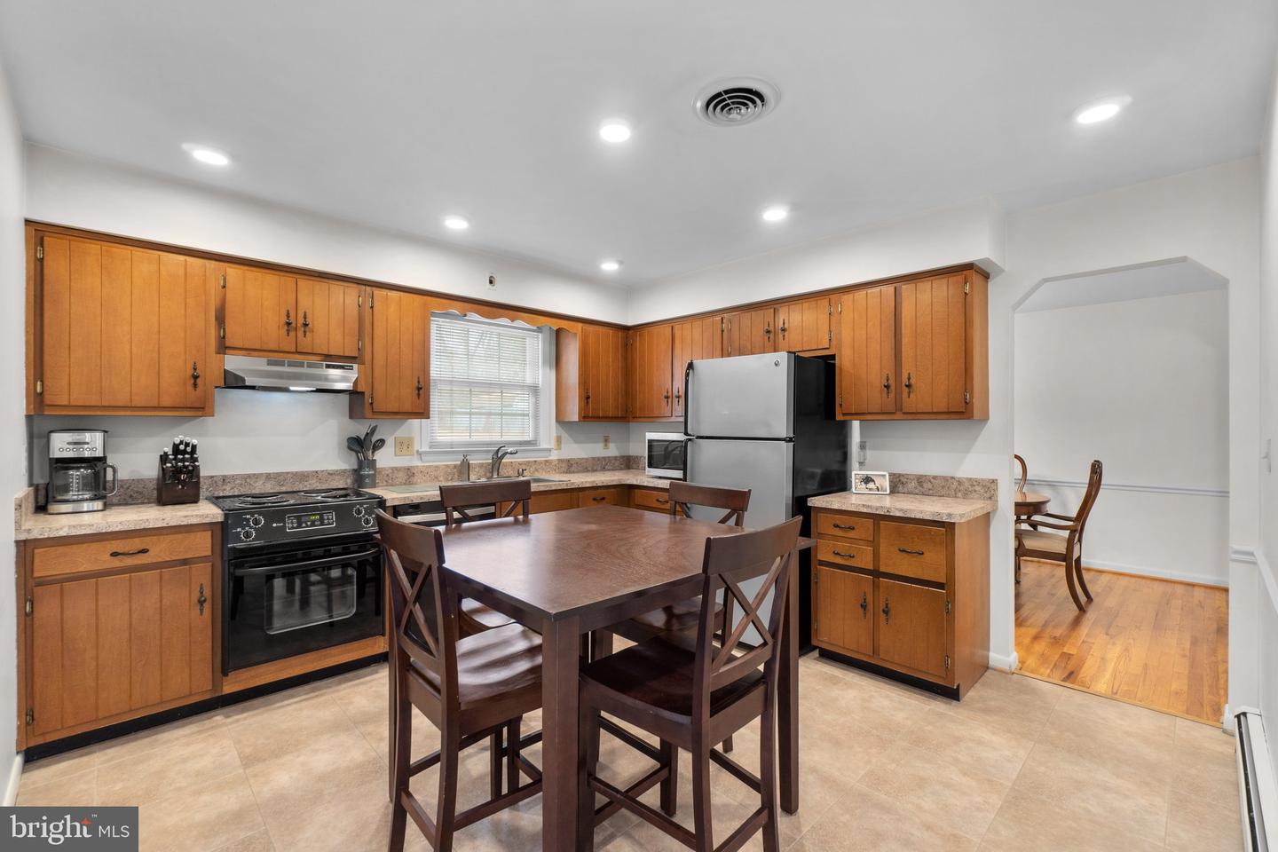 3915 Sugarloaf DRIVE