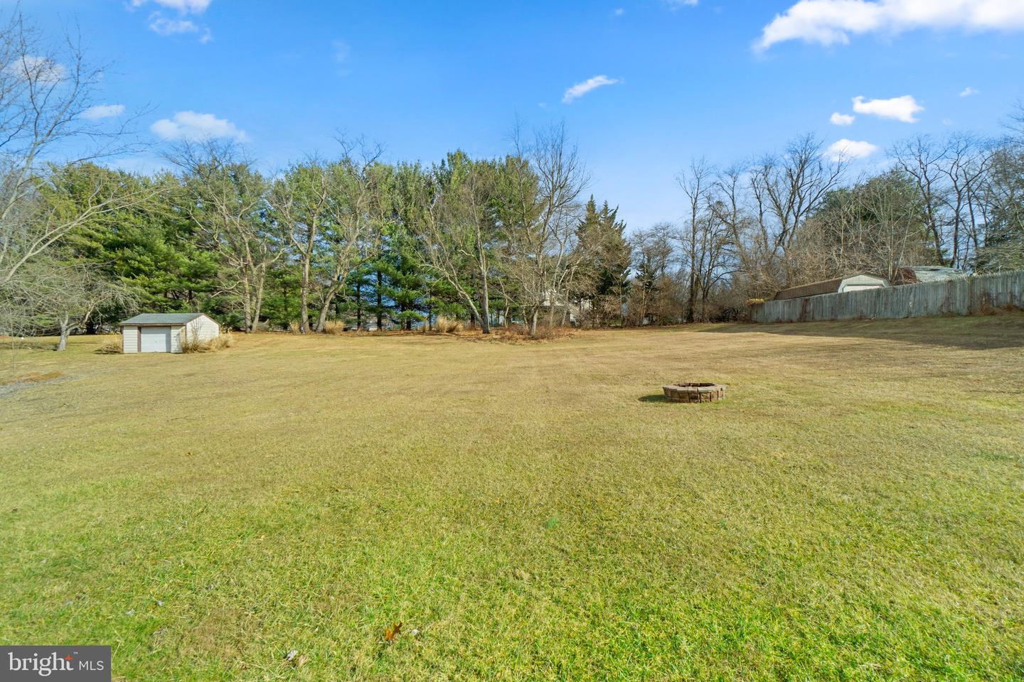 3915 Sugarloaf DRIVE