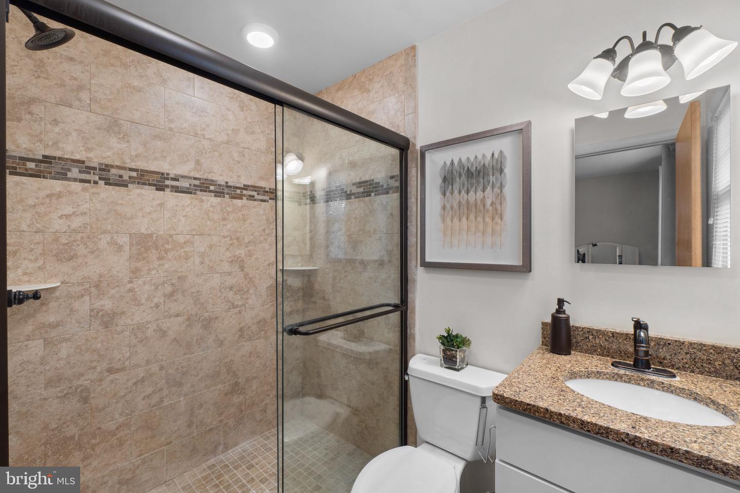 3915 Sugarloaf DRIVE
