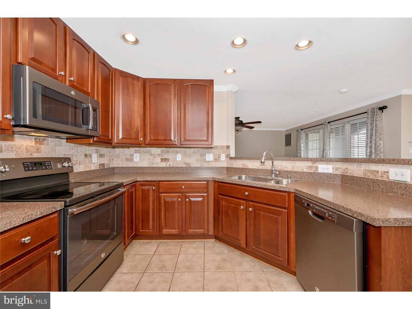 2500 Hemingway DRIVE Unit: BUILDING #3 UNIT 1A