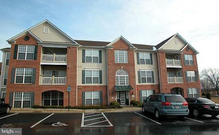 2500 Hemingway DRIVE Unit: BUILDING #3 UNIT 1A