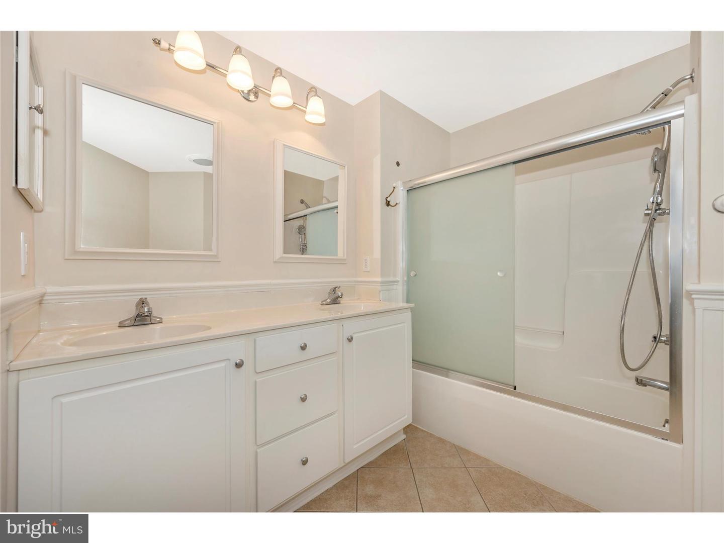 2500 Hemingway DRIVE Unit: BUILDING #3 UNIT 1A
