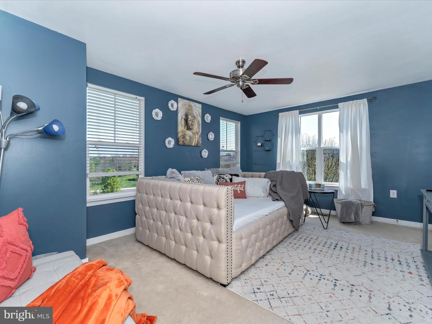 1454 Trafalgar LANE