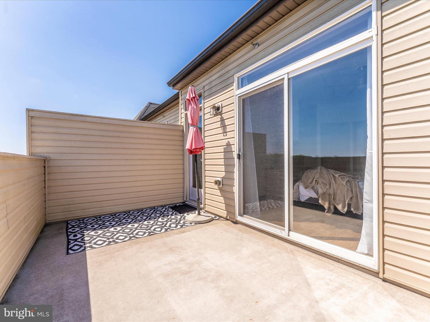 1454 Trafalgar LANE