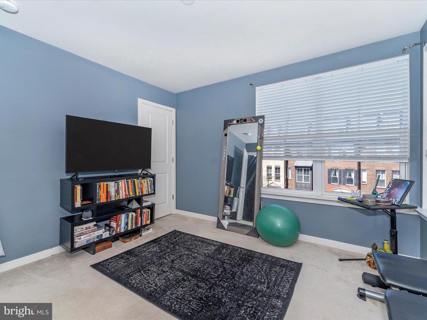 1454 Trafalgar LANE