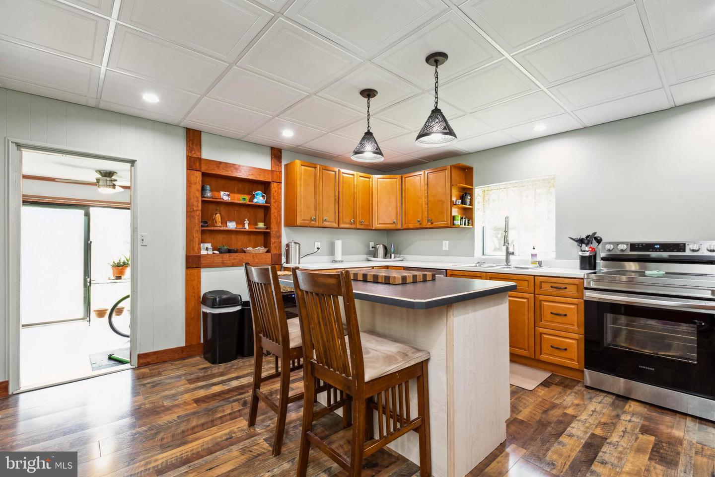 14513 Liberty ROAD