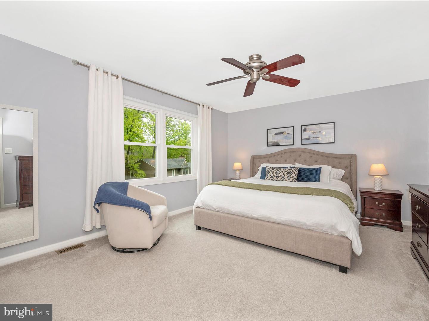 6801 Lakepoint Ov