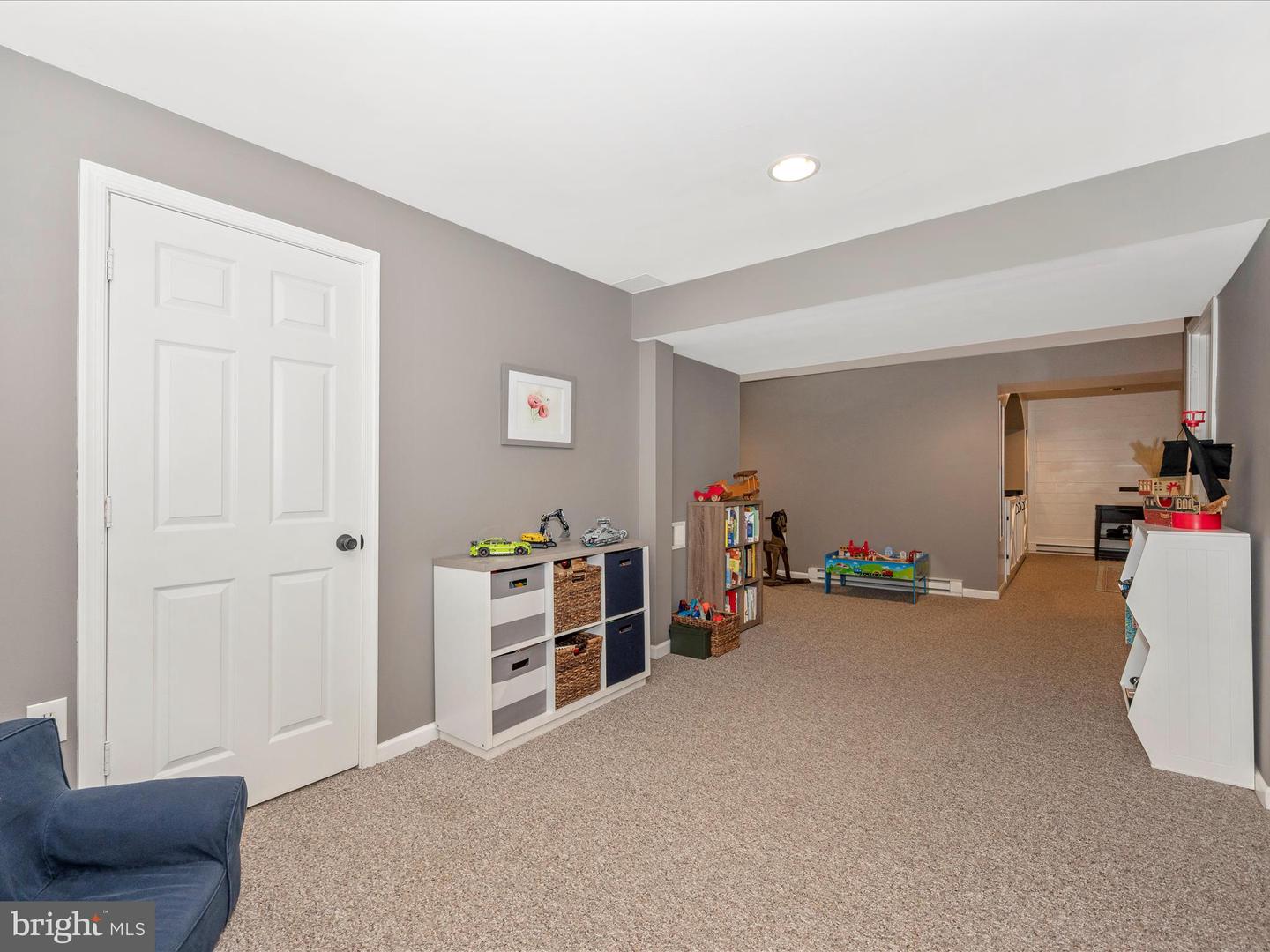 6801 Lakepoint Ov
