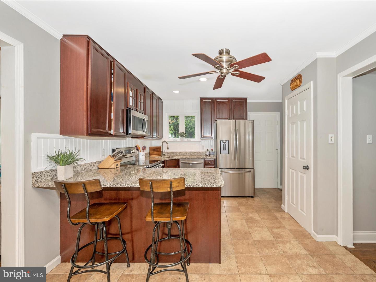 6801 Lakepoint Ov