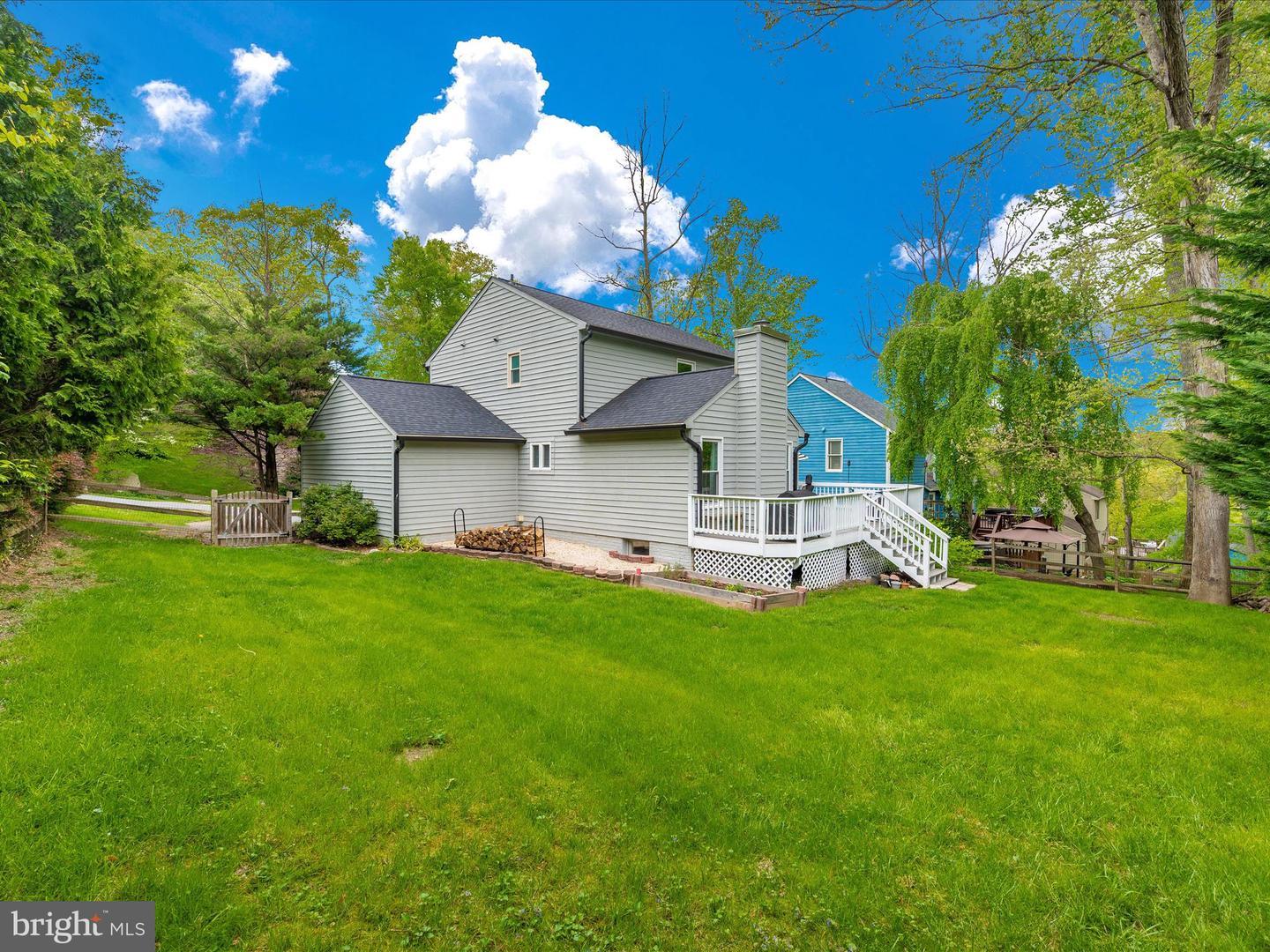 6801 Lakepoint Ov