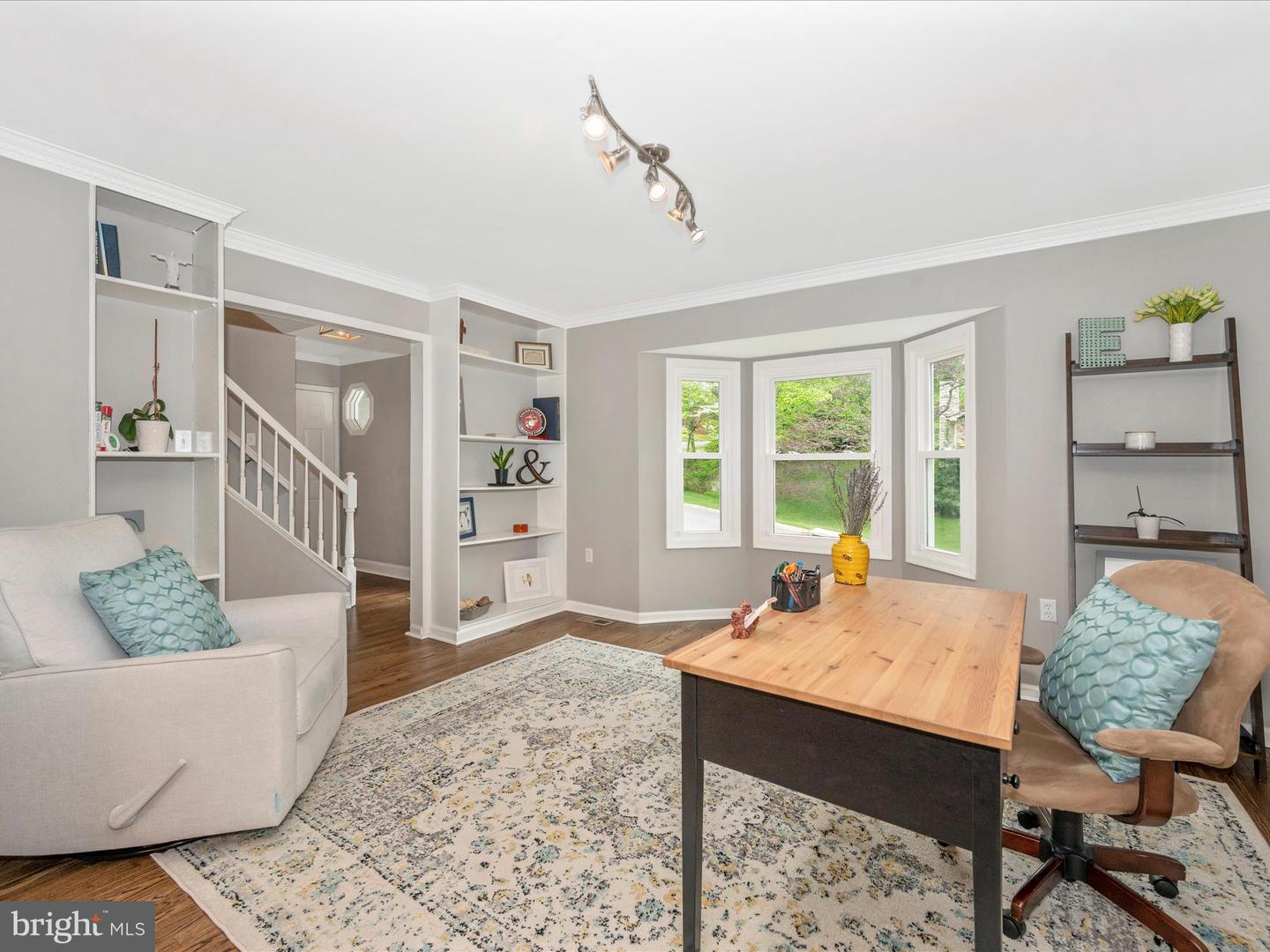 6801 Lakepoint Ov
