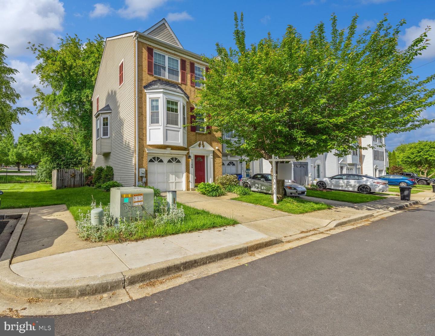 7166 Oberlin CIRCLE