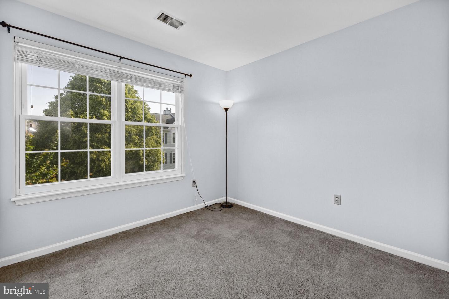 7166 Oberlin CIRCLE