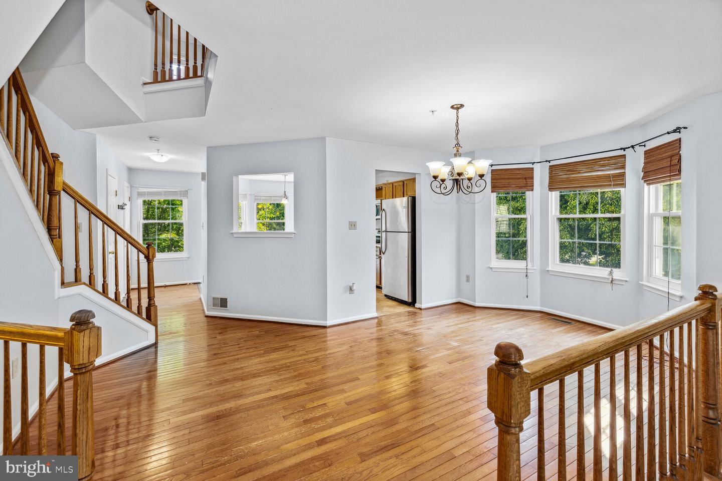 7166 Oberlin CIRCLE