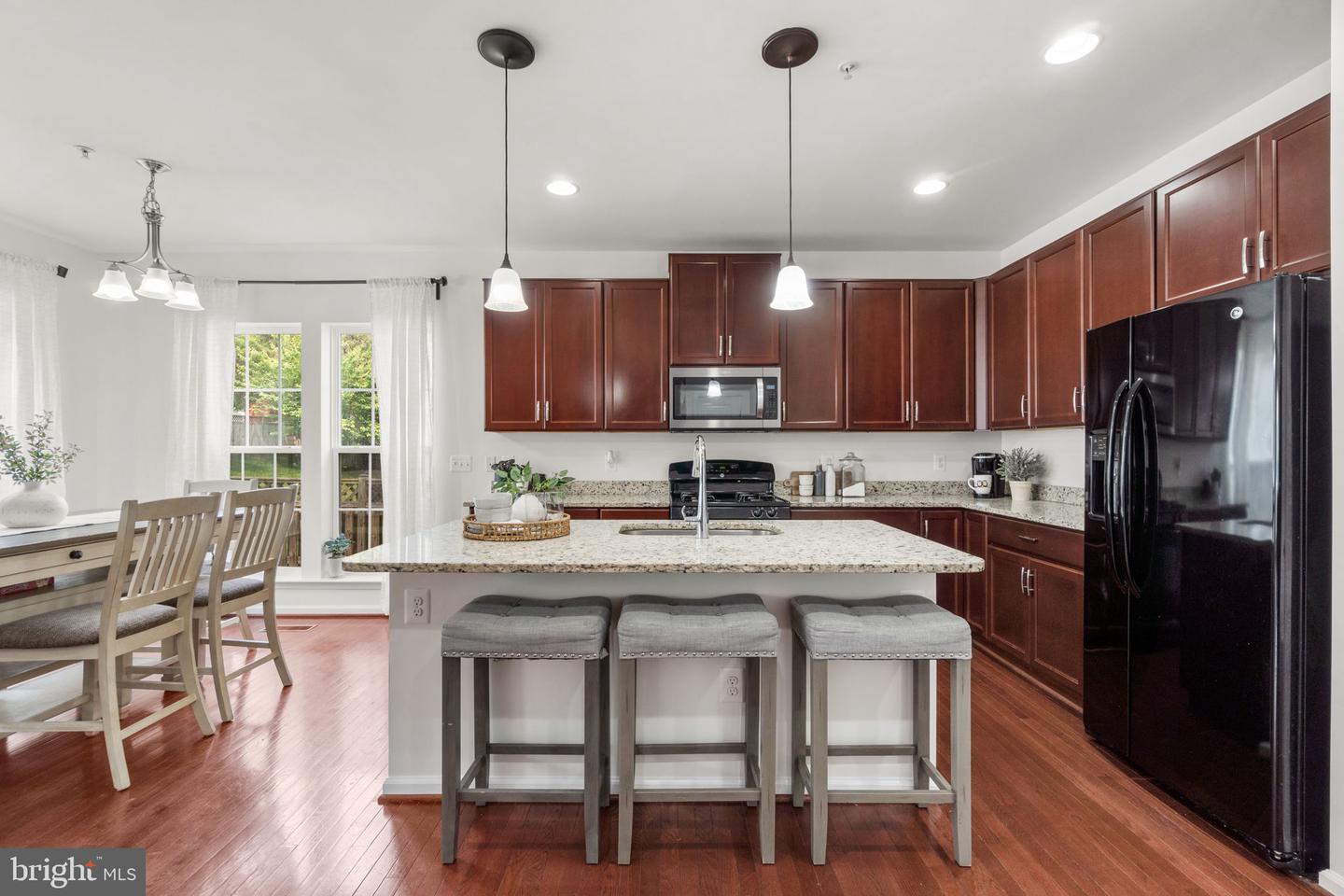 810 Harvest TERRACE