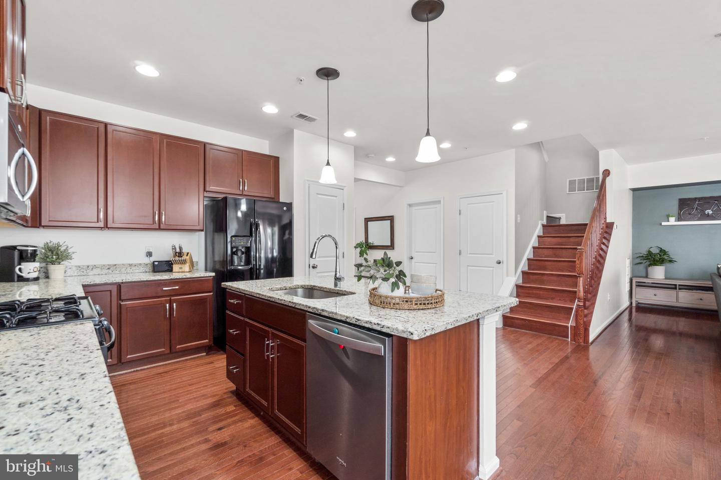 810 Harvest TERRACE