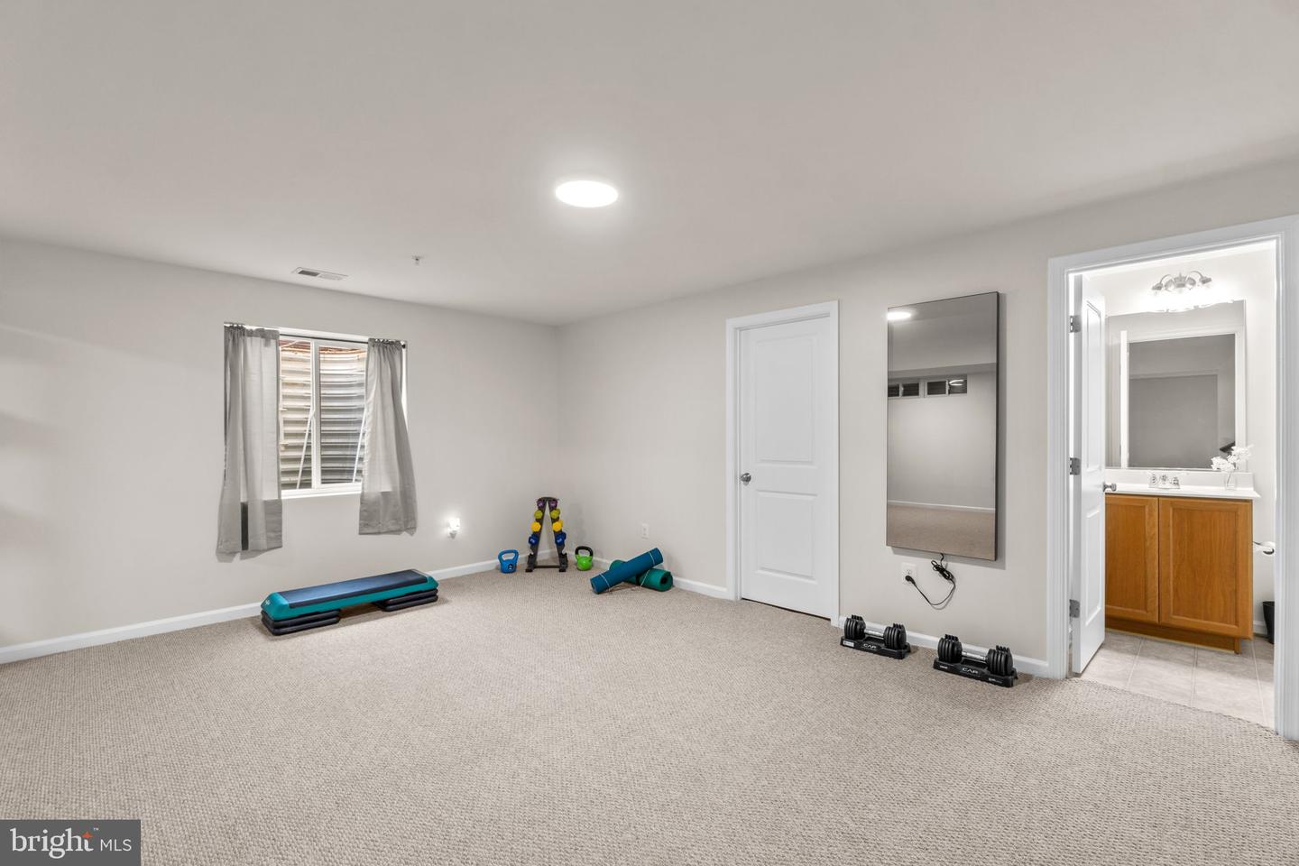 810 Harvest TERRACE