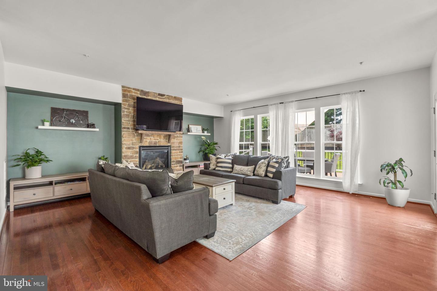 810 Harvest TERRACE