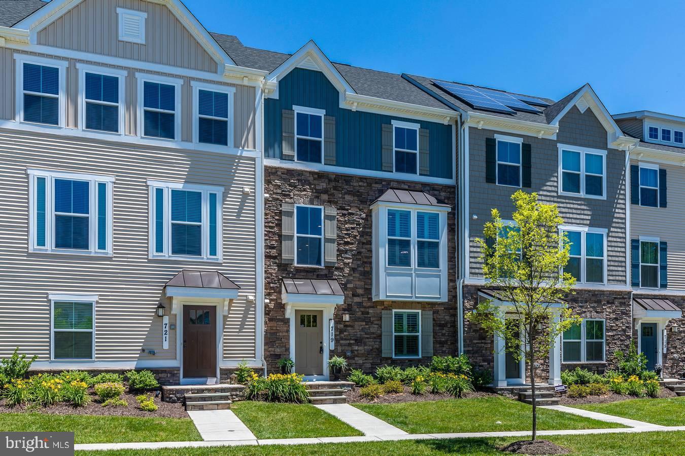 719 Potomac View PARKWAY