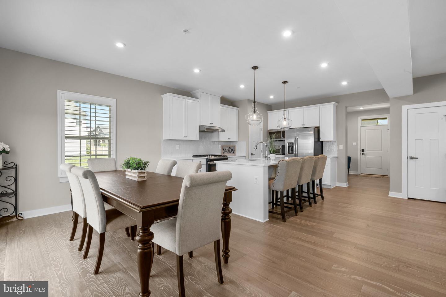 7008 Eaglehead DRIVE