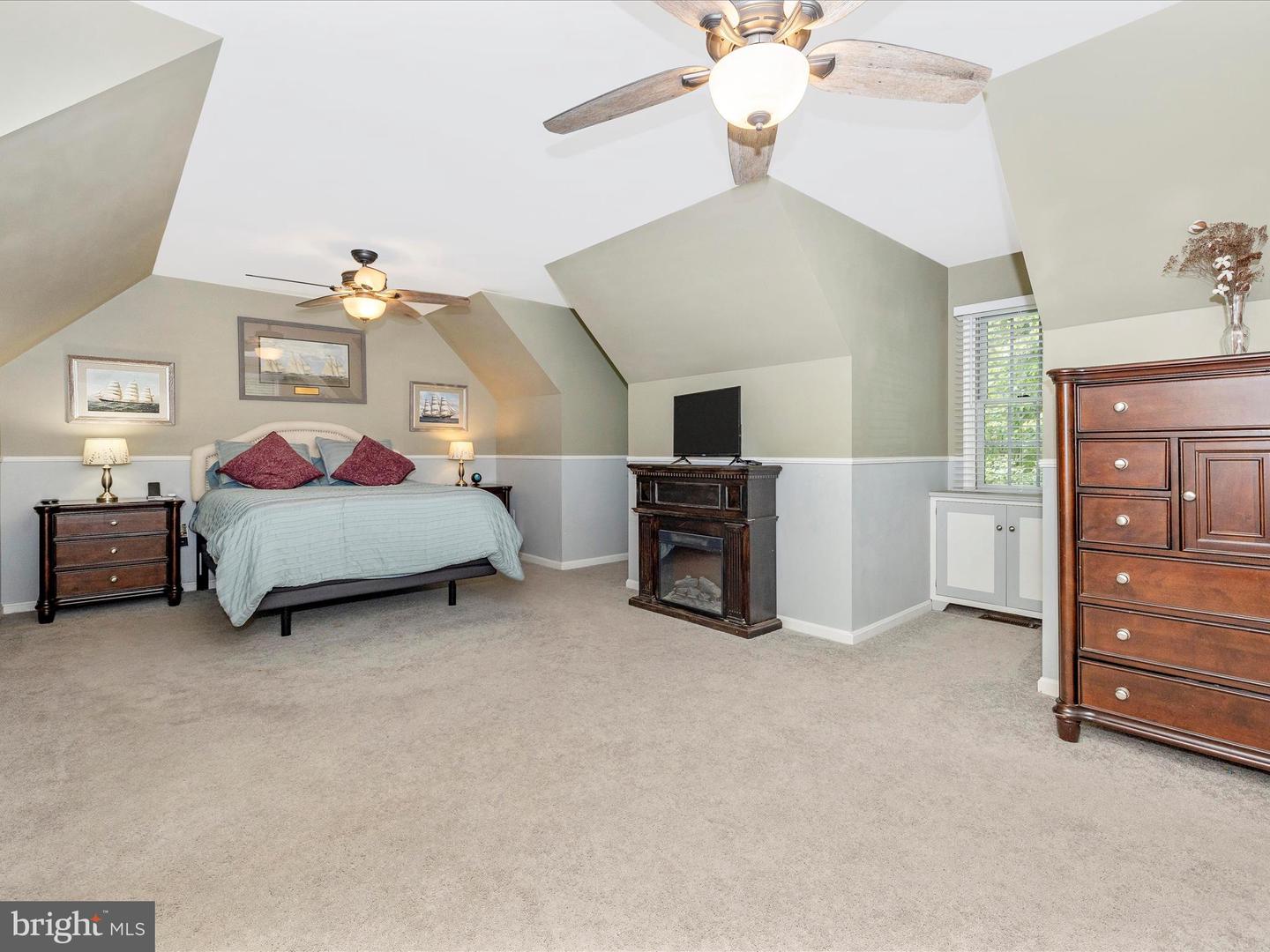 12051 Greystone DRIVE