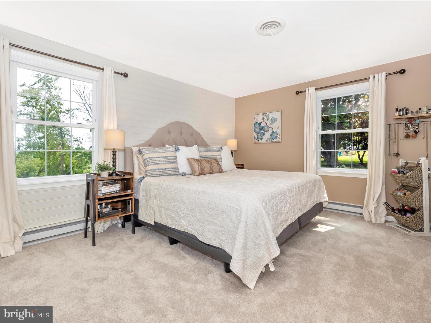 2419 Tabor DRIVE