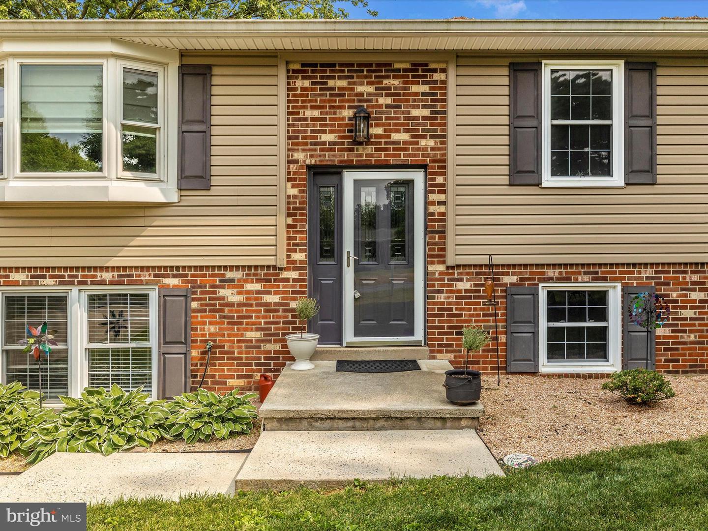 2419 Tabor DRIVE