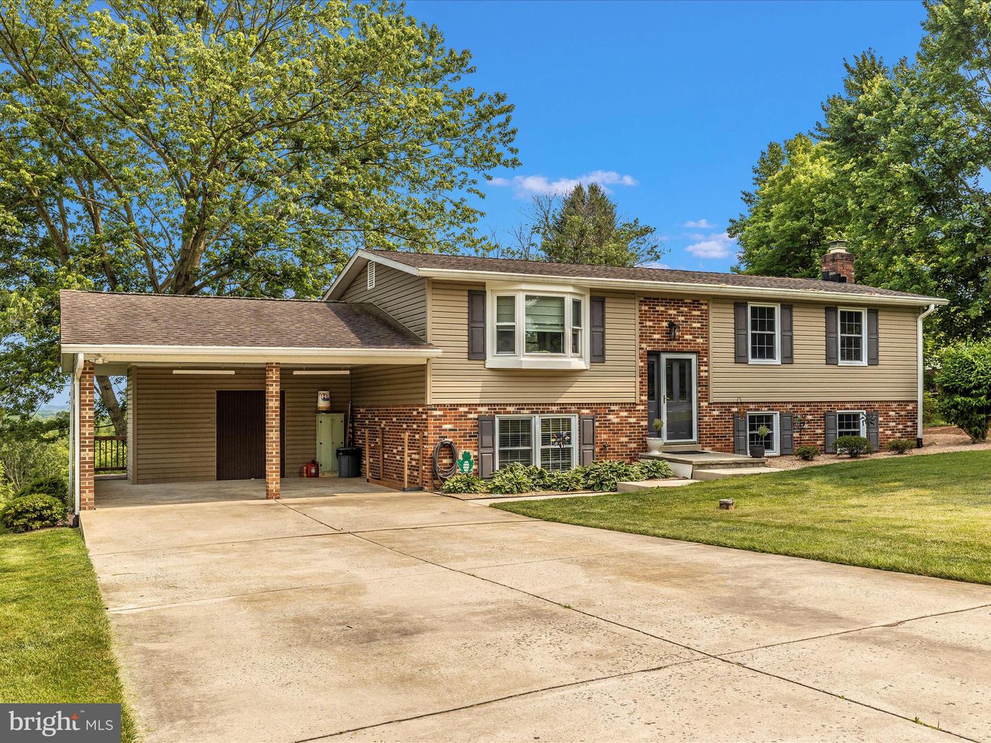 2419 Tabor DRIVE