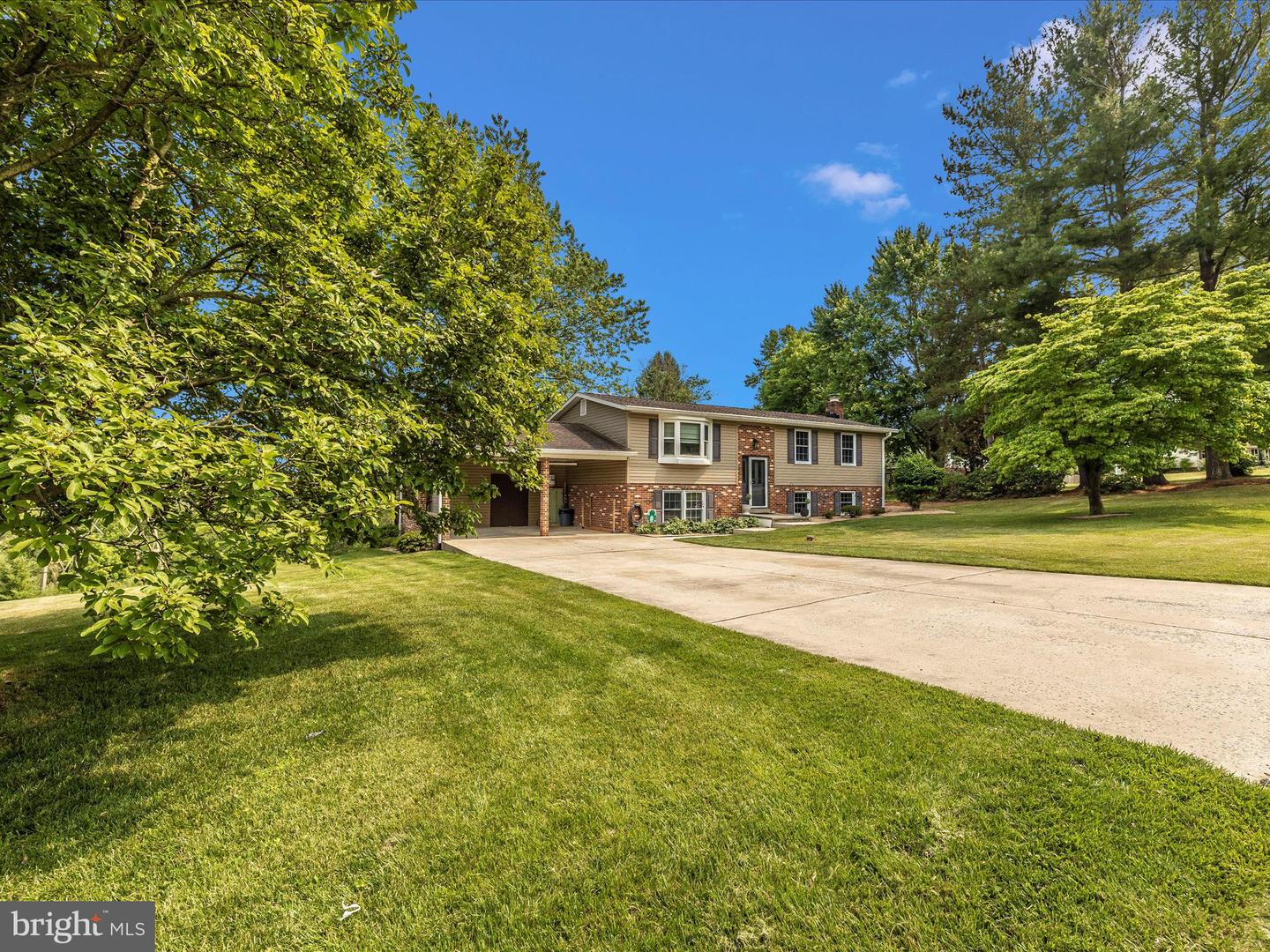 2419 Tabor DRIVE