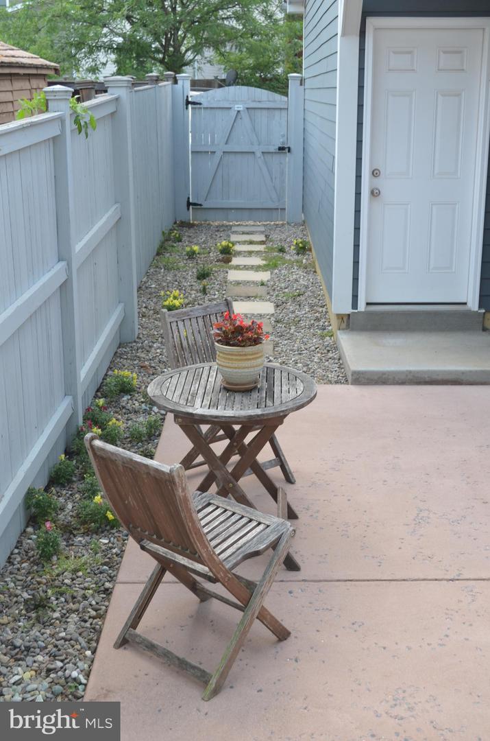 515 Klineharts ALLEY