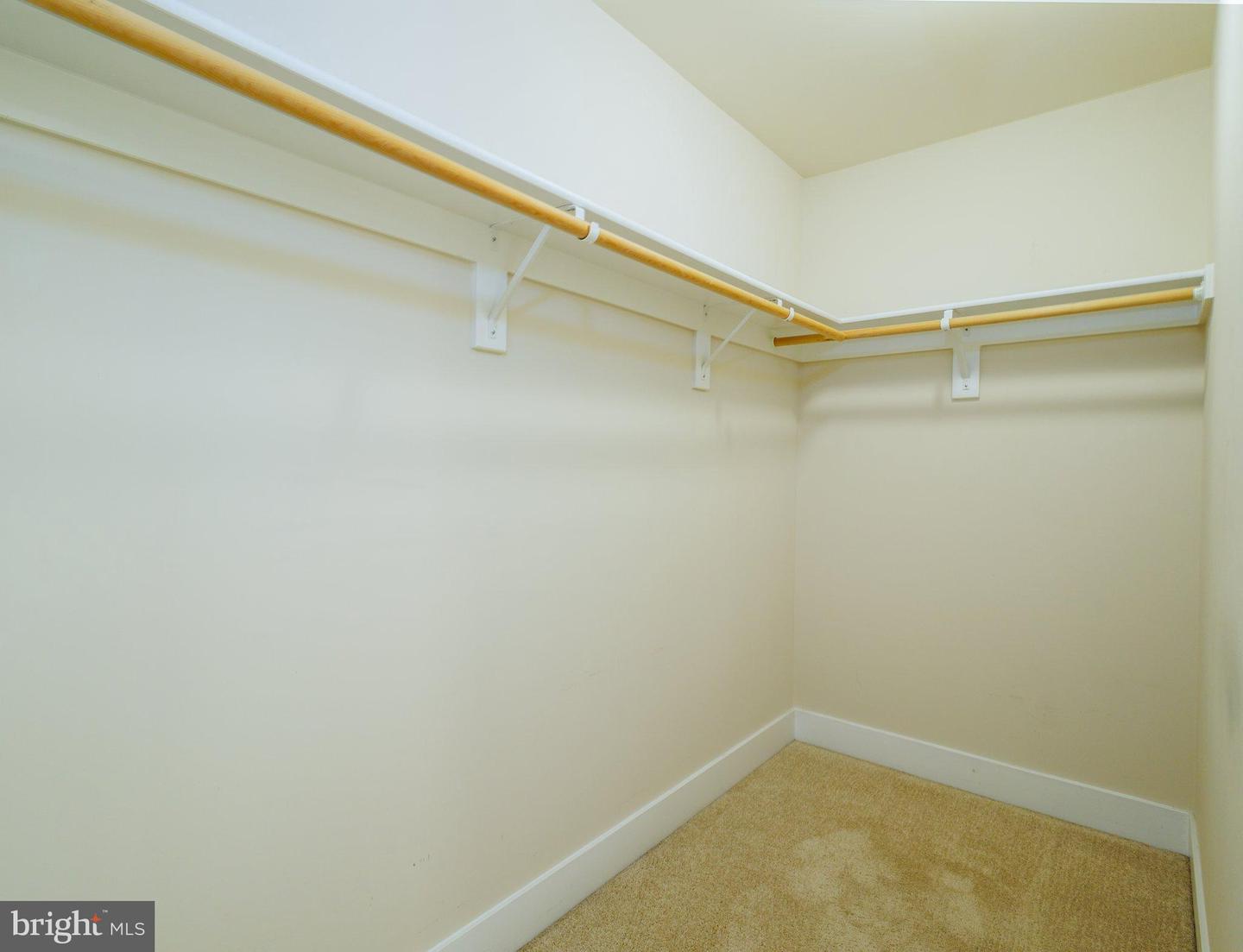 515 Klineharts ALLEY