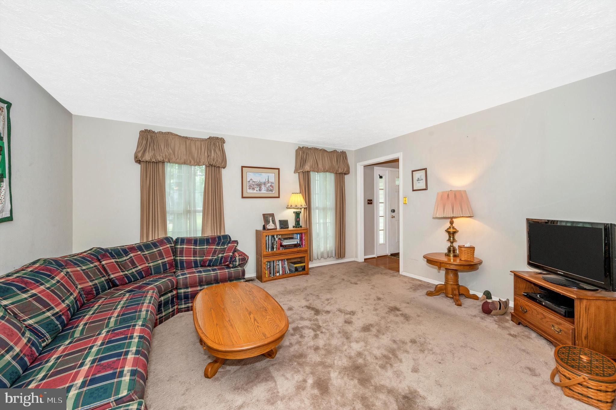 6243 Derby DRIVE