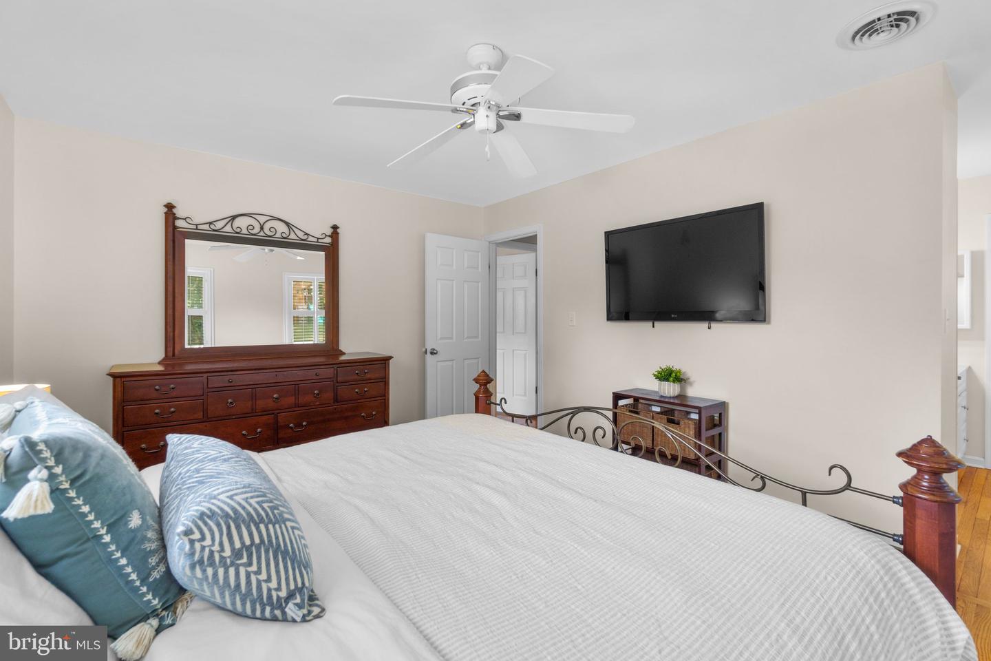 5821 Corporal Jones COURT